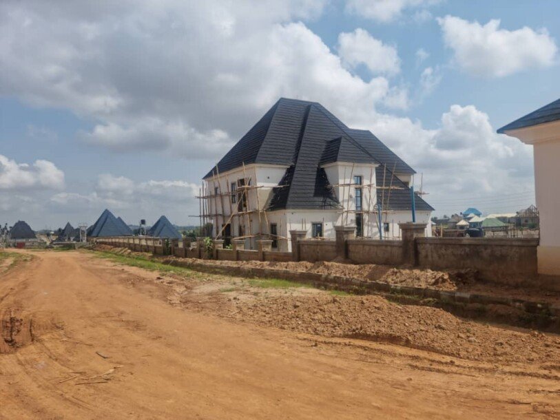 Land in Lugbe Abuja-7