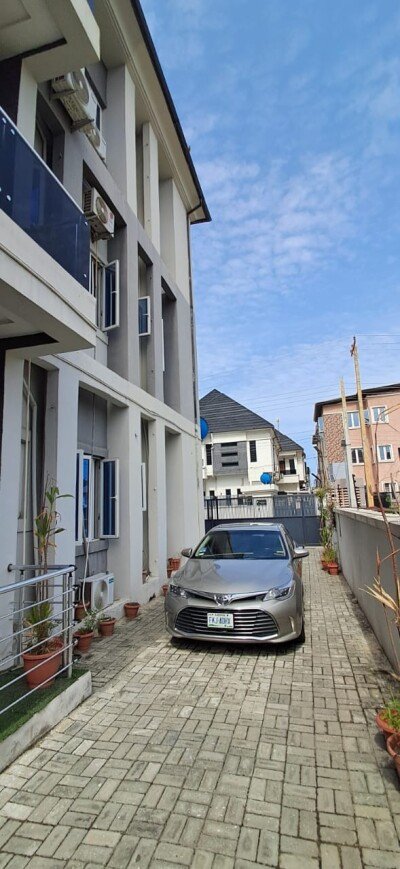 3 Bedroom Suite Modern House Apartment - Lagos